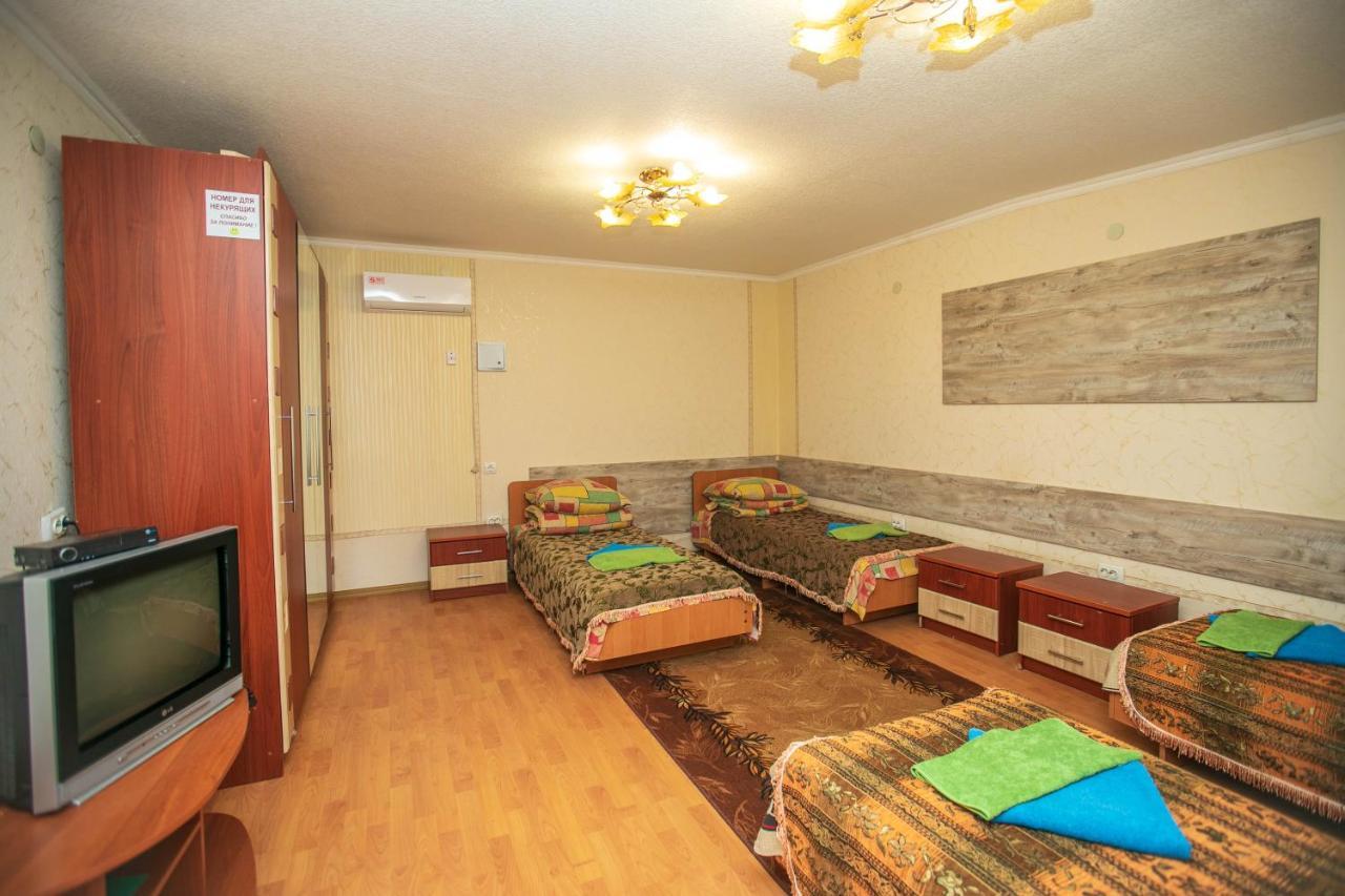 Збурьевский Кут Stara Zbur'yivka Ngoại thất bức ảnh